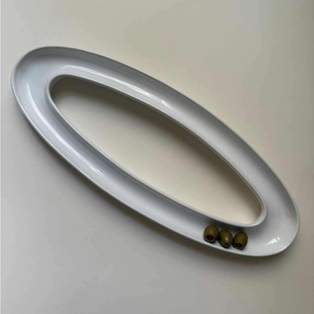 Williams Sonoma Olive serving dish - Picture 4 of 11